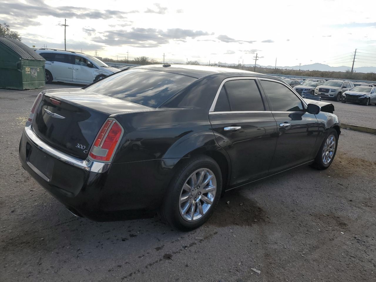 2013 Chrysler 300 - Image 3