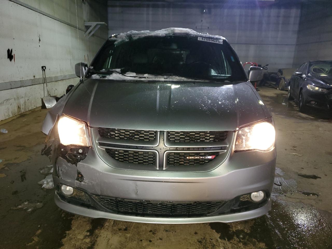 2019 Dodge Caravan - Image 5