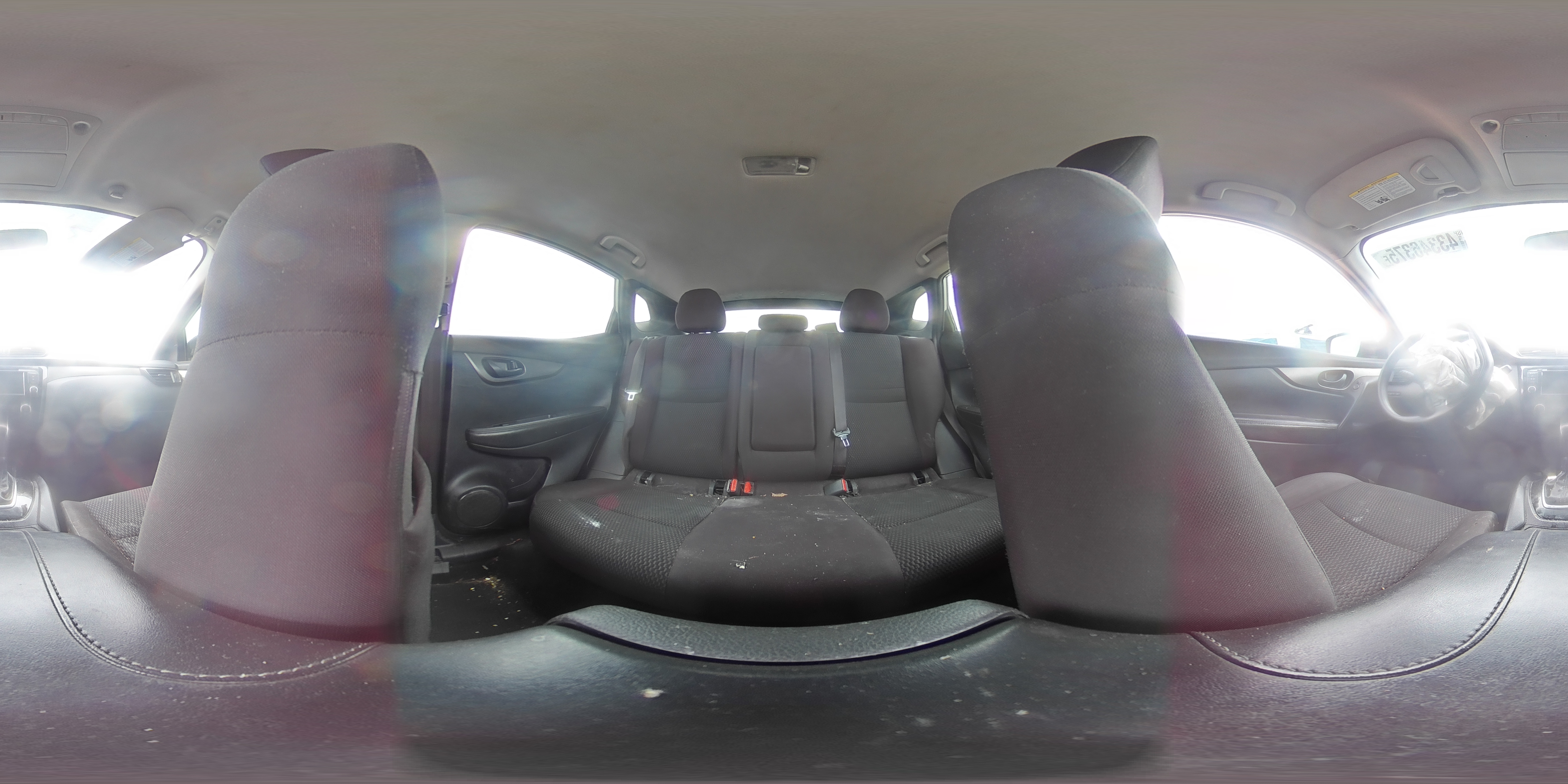 2019 Nissan Rogue - Image 12