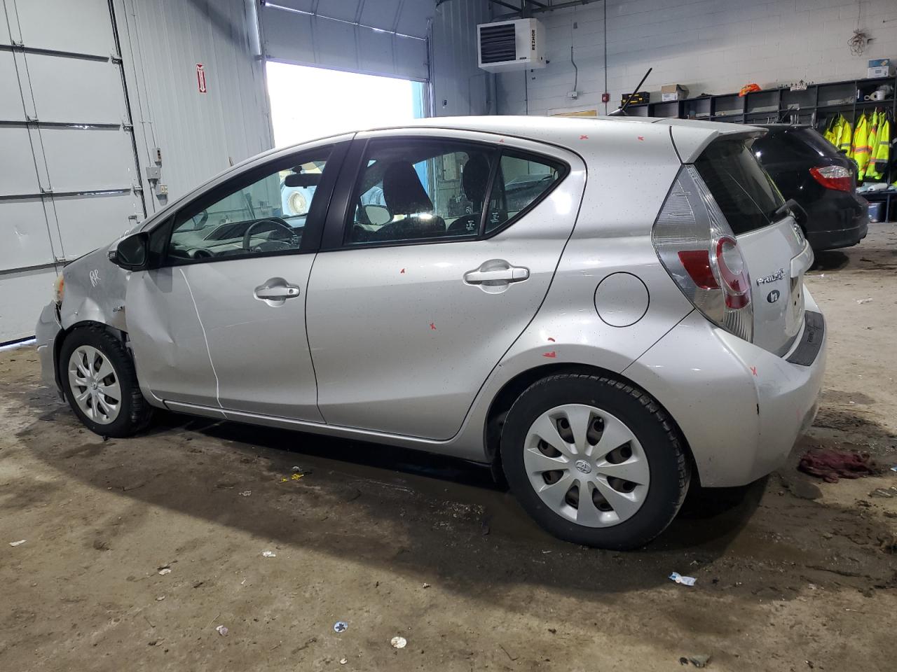 2013 Toyota Prius - Image 2