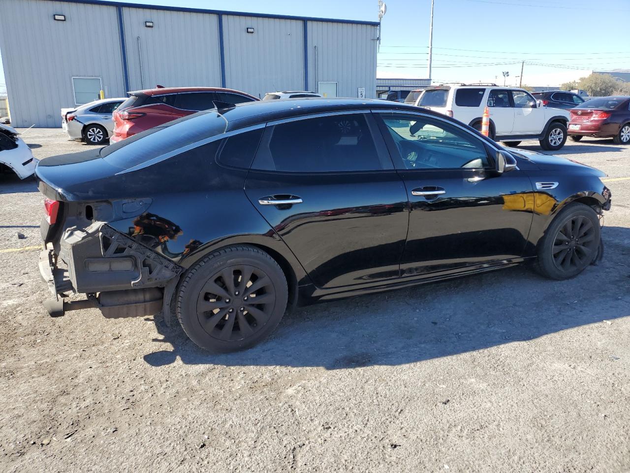 2016 Kia Optima - Image 3