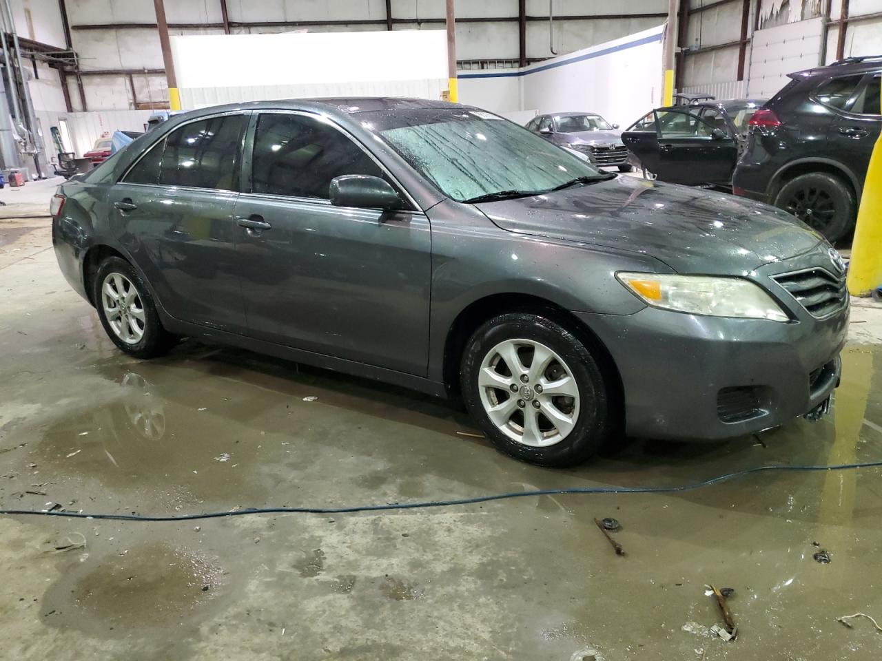 2011 Toyota Camry - Image 4