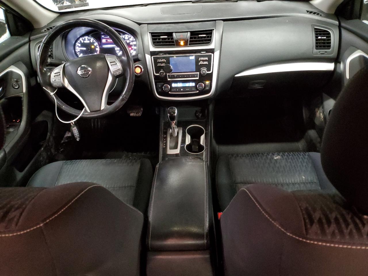 2018 Nissan Altima - Image 8
