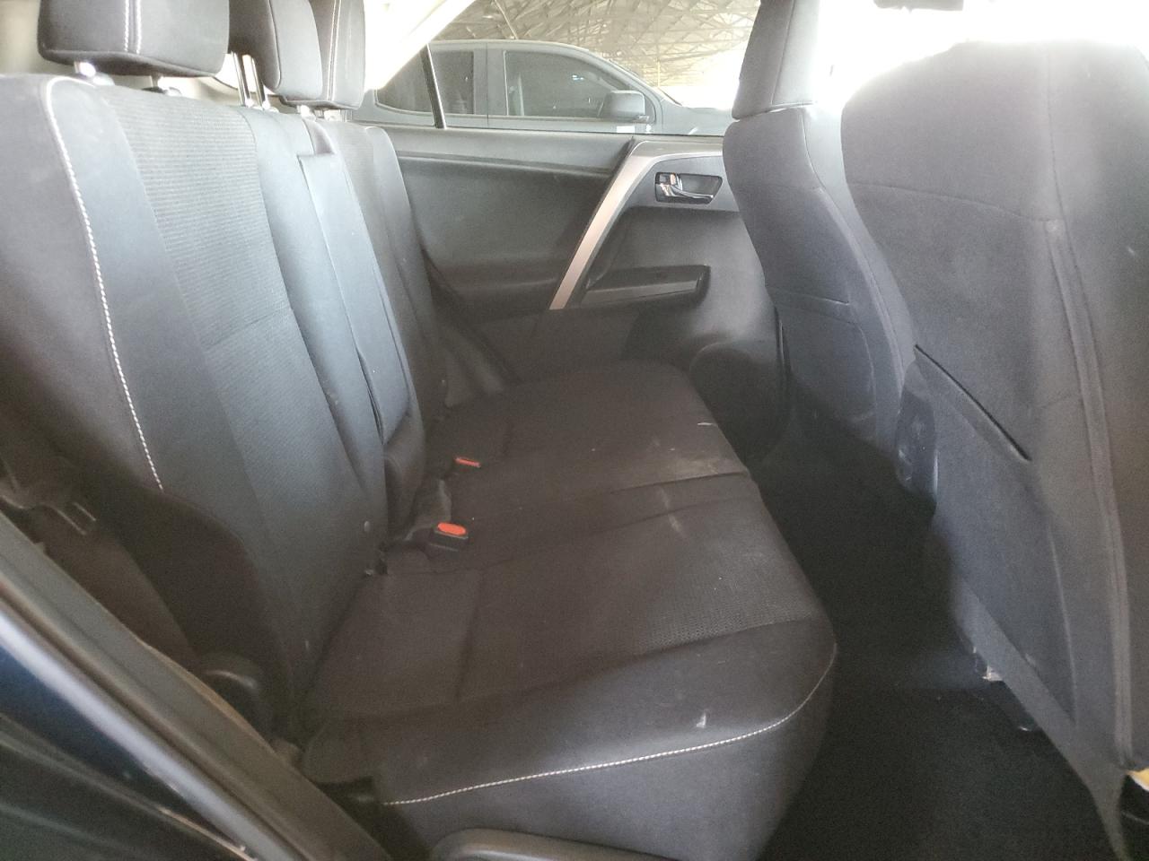 2018 Toyota RAV 4 - Image 10