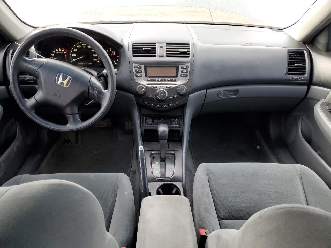 2006 Honda Accord - Image 8