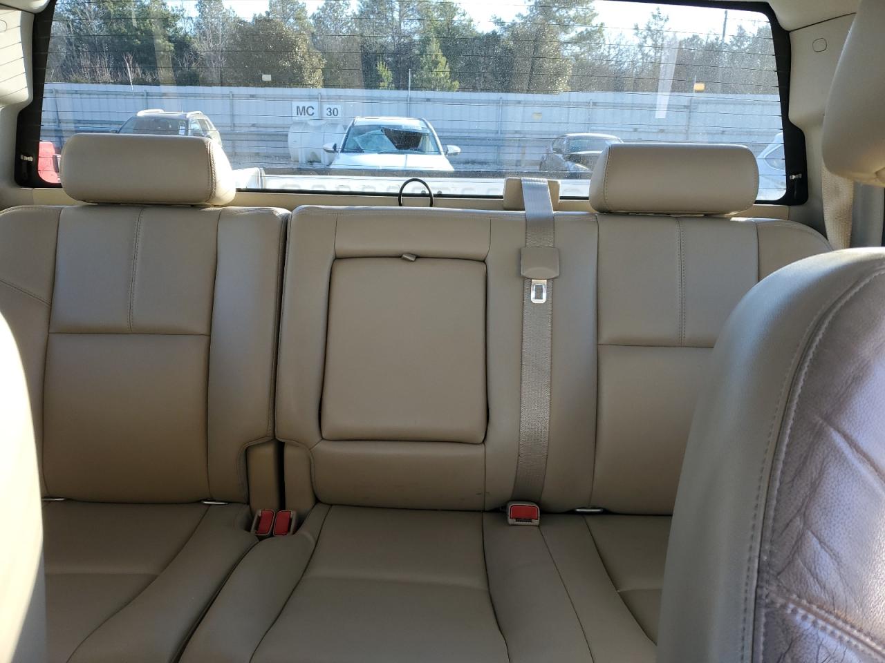 2011 Chevrolet Silverado - Image 10