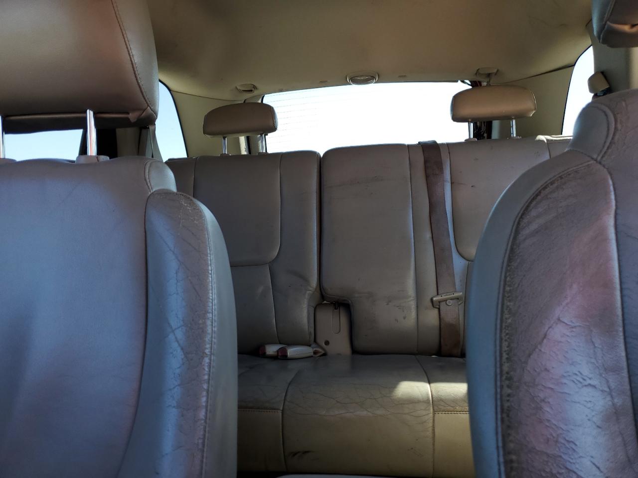 2006 Chevrolet Equinox - Image 10