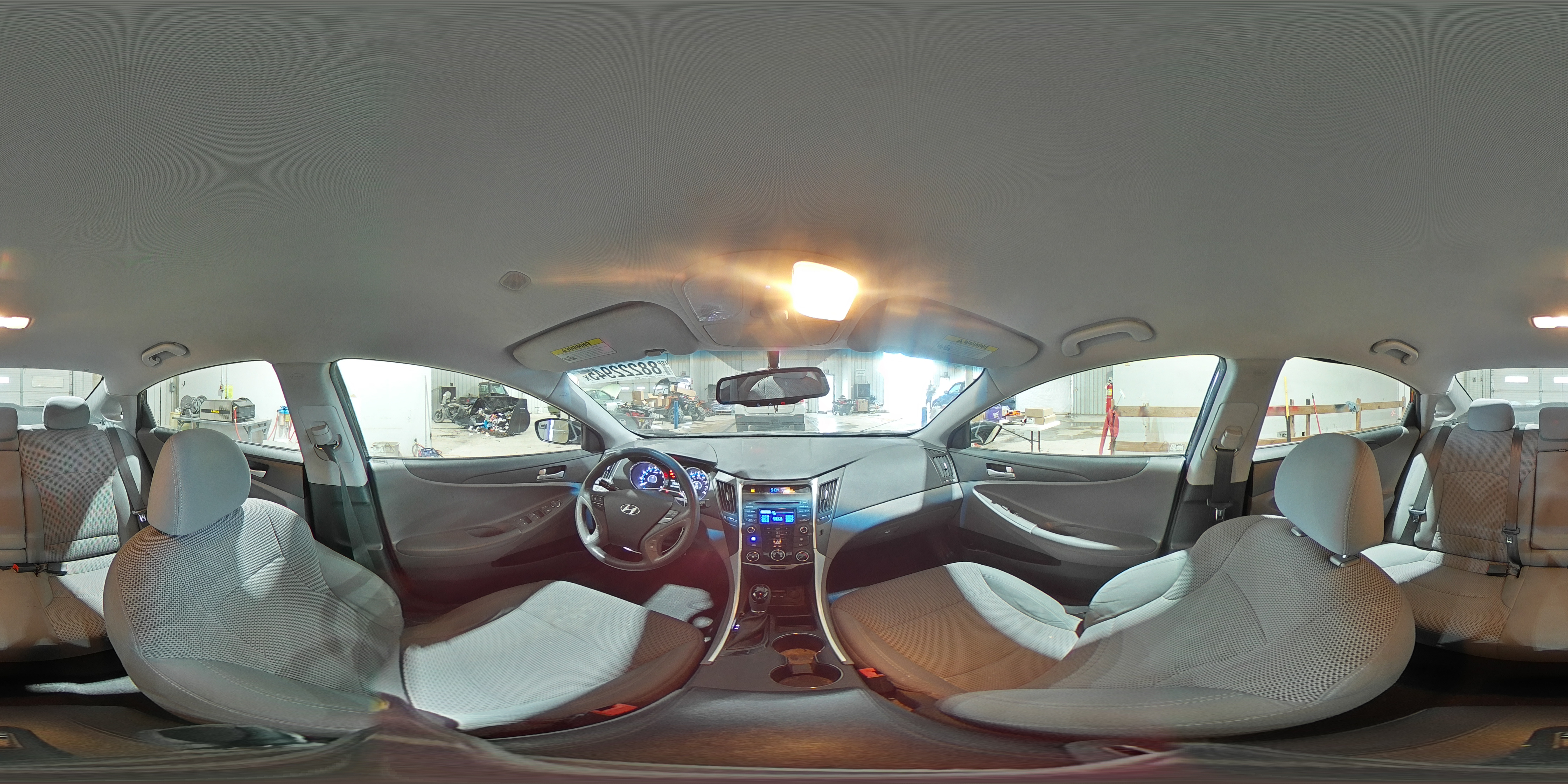 2014 Hyundai Sonata - Image 14
