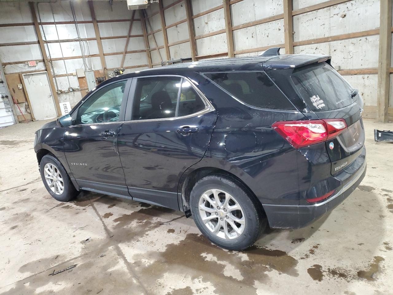 2021 Chevrolet Equinox - Image 2