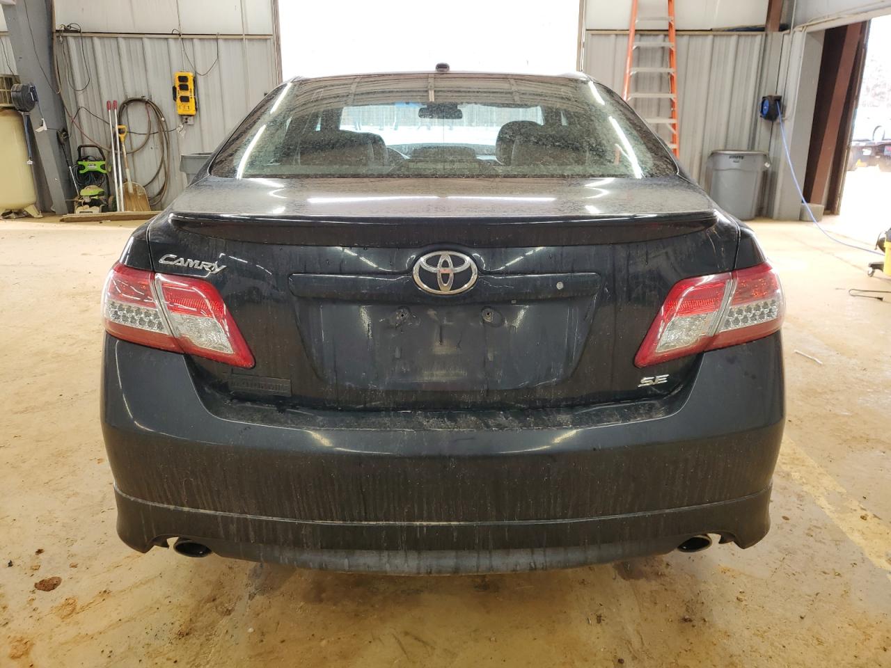 2011 Toyota Camry - Image 6