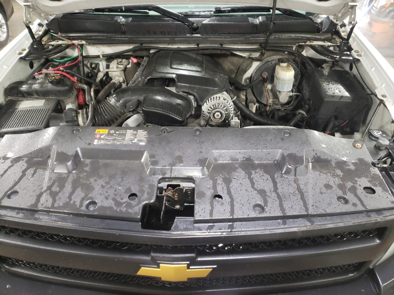 2012 Chevrolet Silverado - Image 11