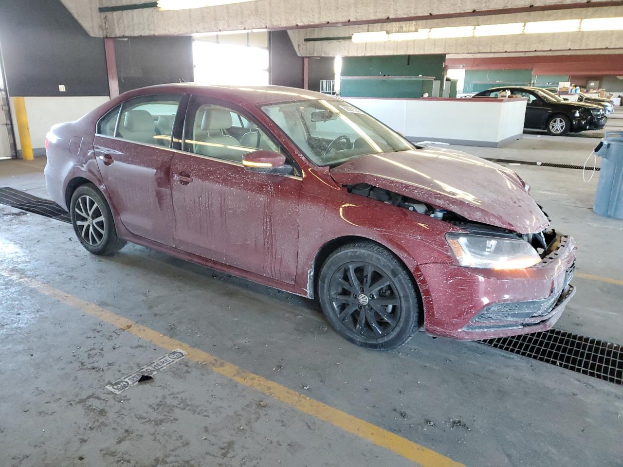 2017 Volkswagen Jetta - Image 4