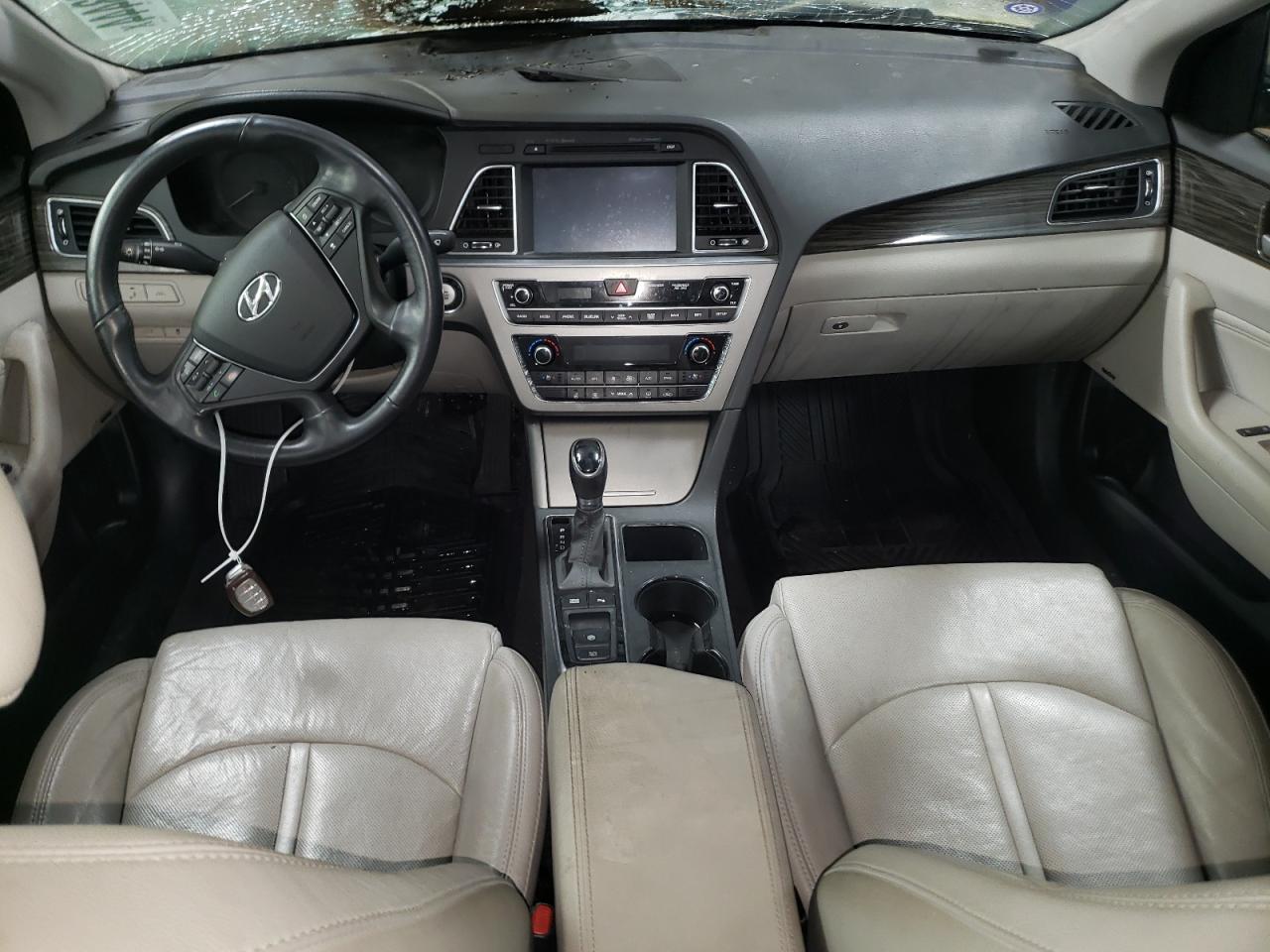 2015 Hyundai Sonata - Image 8