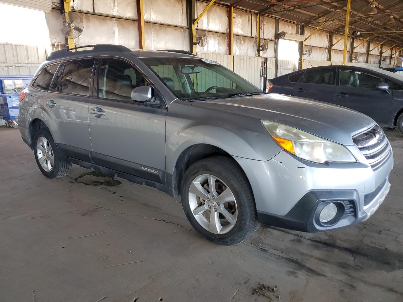 2013 Subaru Outback - Image 4