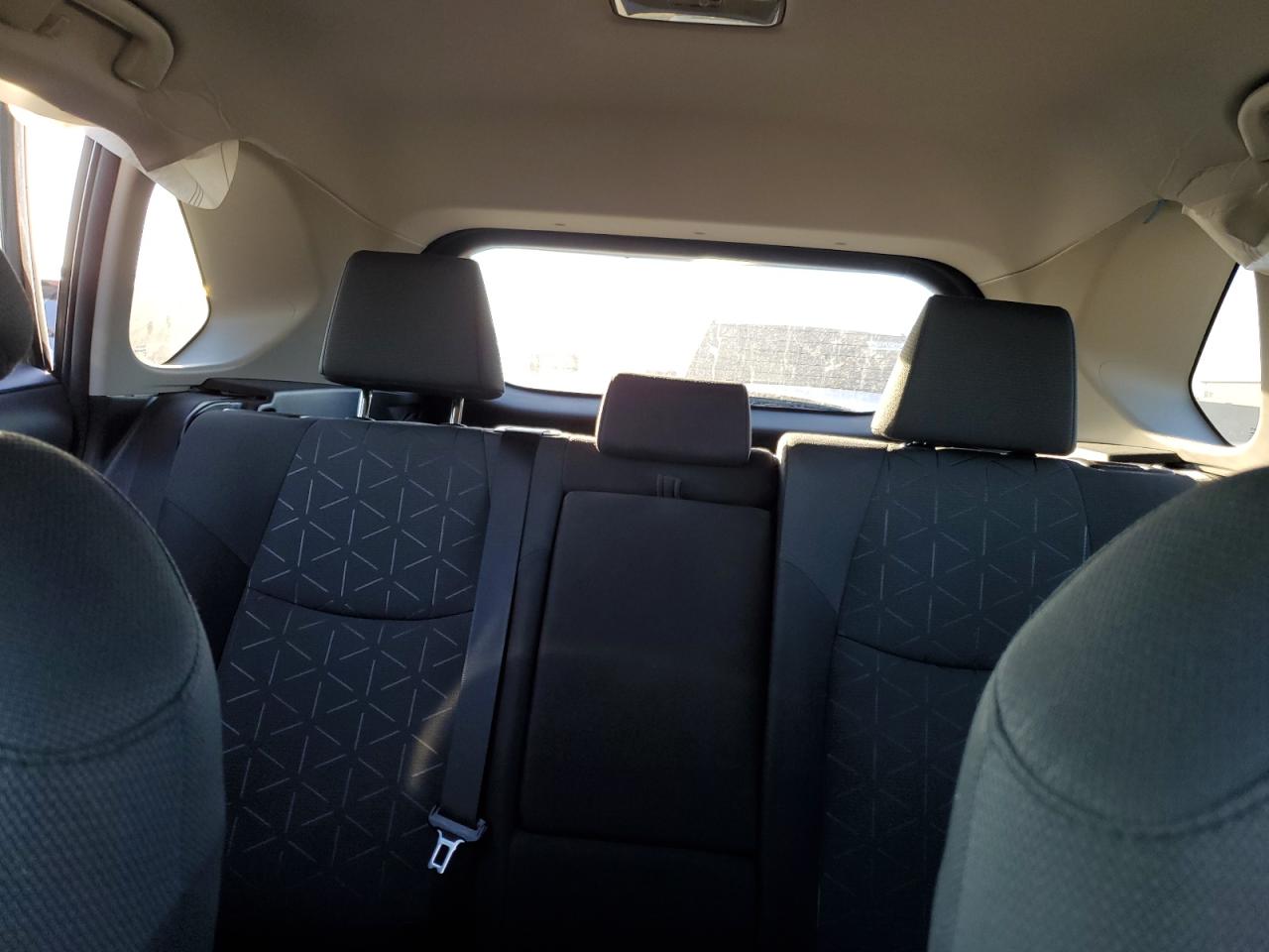 2021 Toyota RAV 4 - Image 10