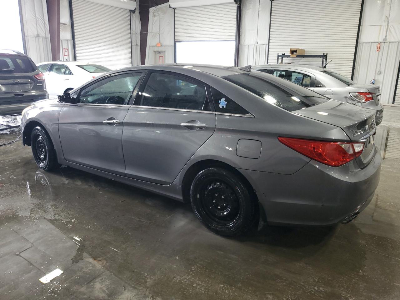 2012 Hyundai Sonata - Image 2
