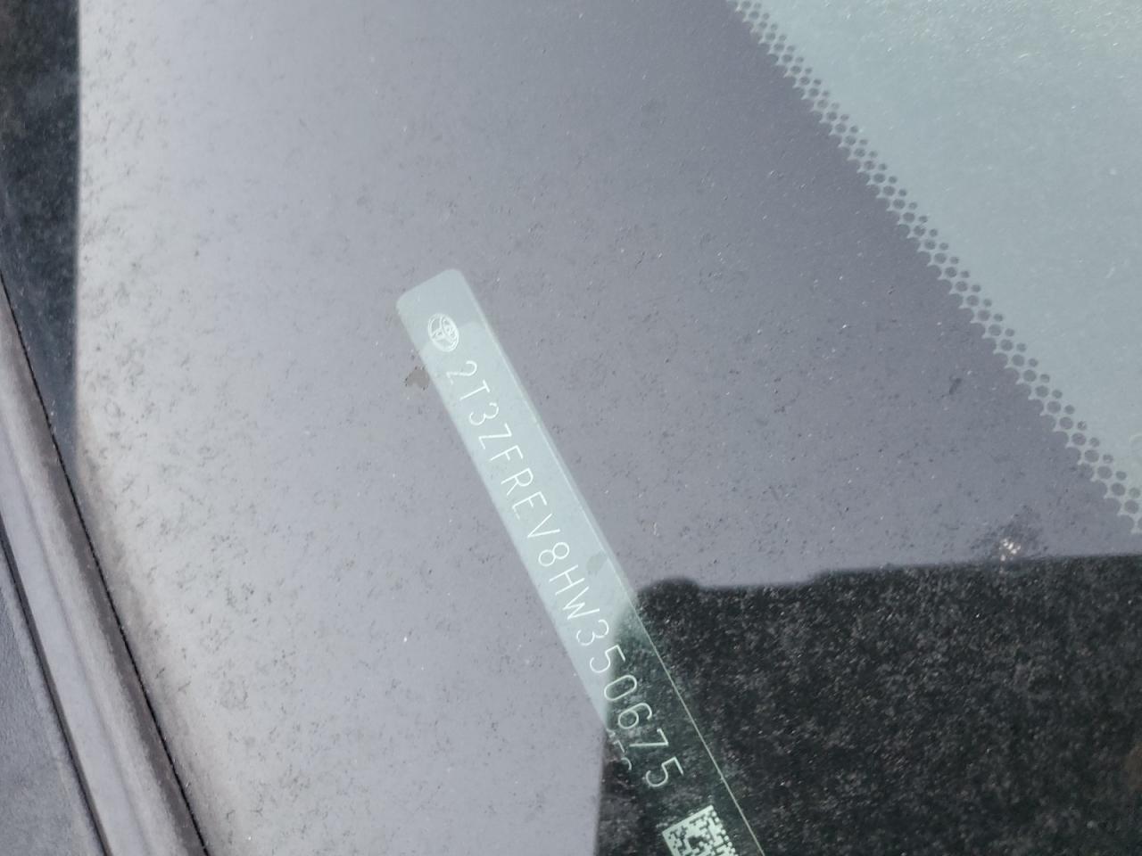 2017 Toyota RAV 4 - Image 15