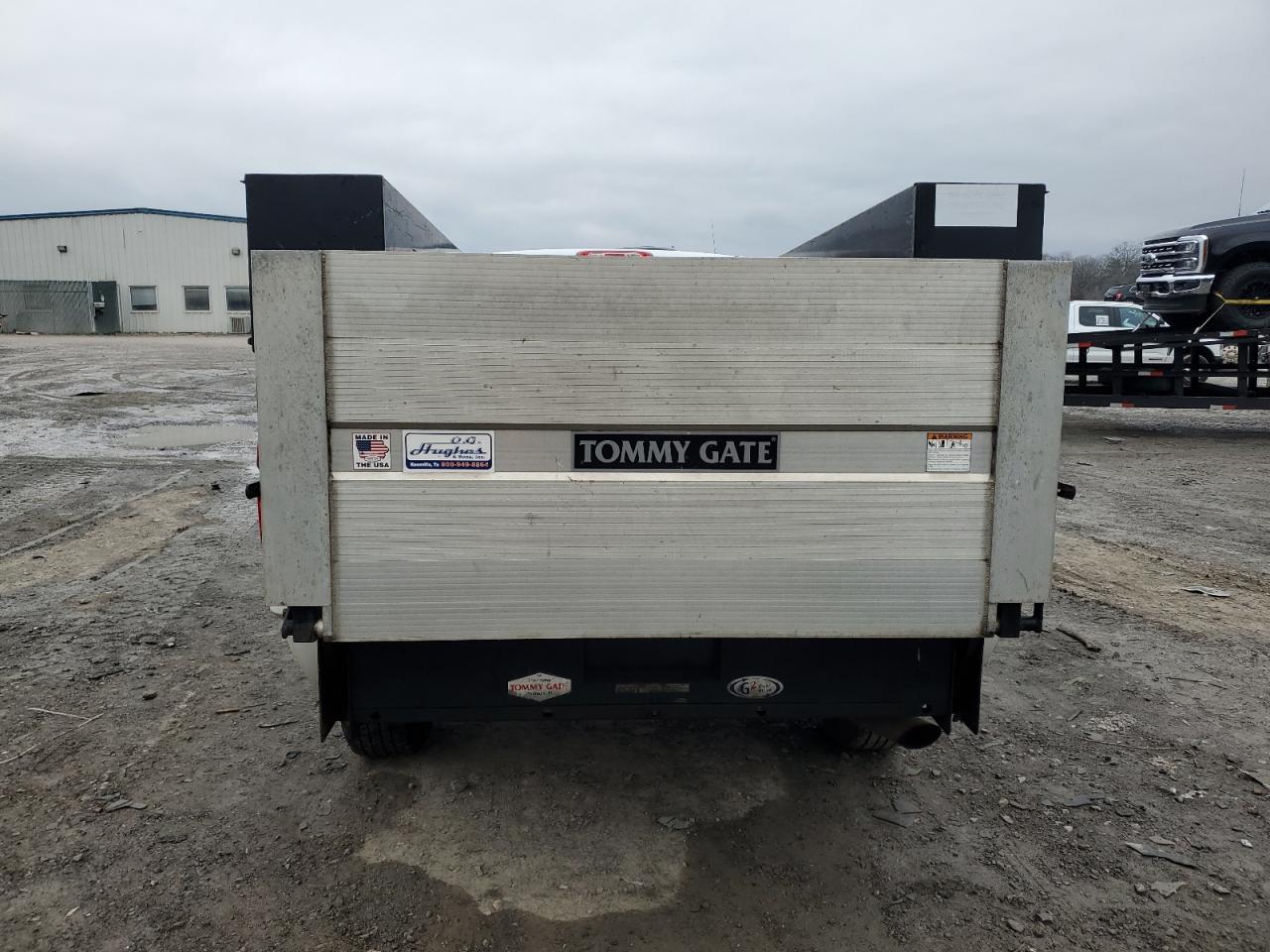 2018 Chevrolet Silverado - Image 6