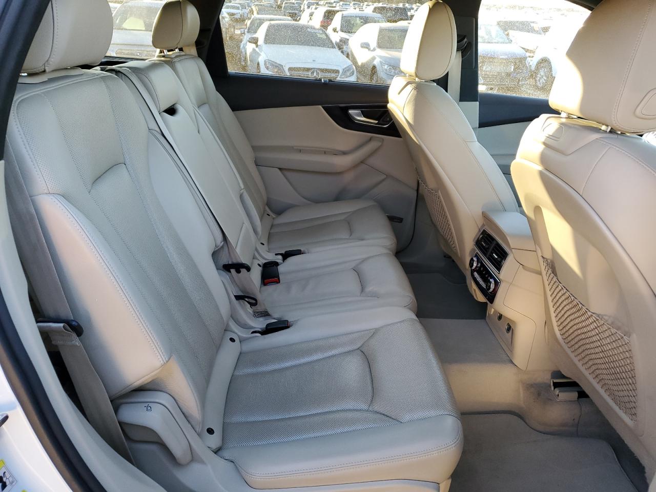 2018 Audi Q7 - Image 11