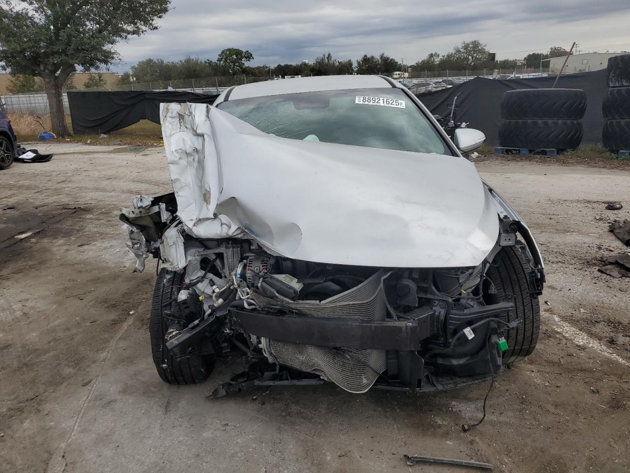 2018 Hyundai Elantra - Image 5