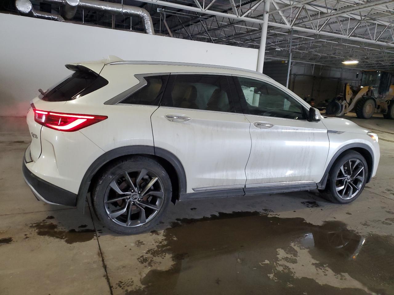 2019 Infiniti QX50 - Image 3