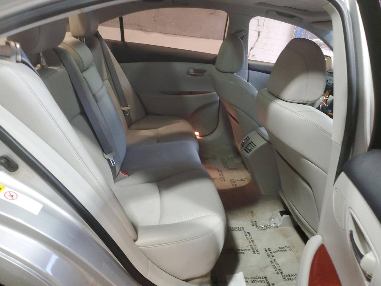 2008 Lexus ES - Image 10