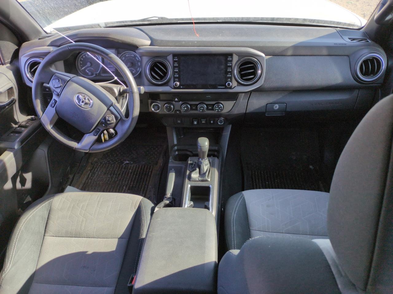 2020 Toyota Tacoma - Image 8