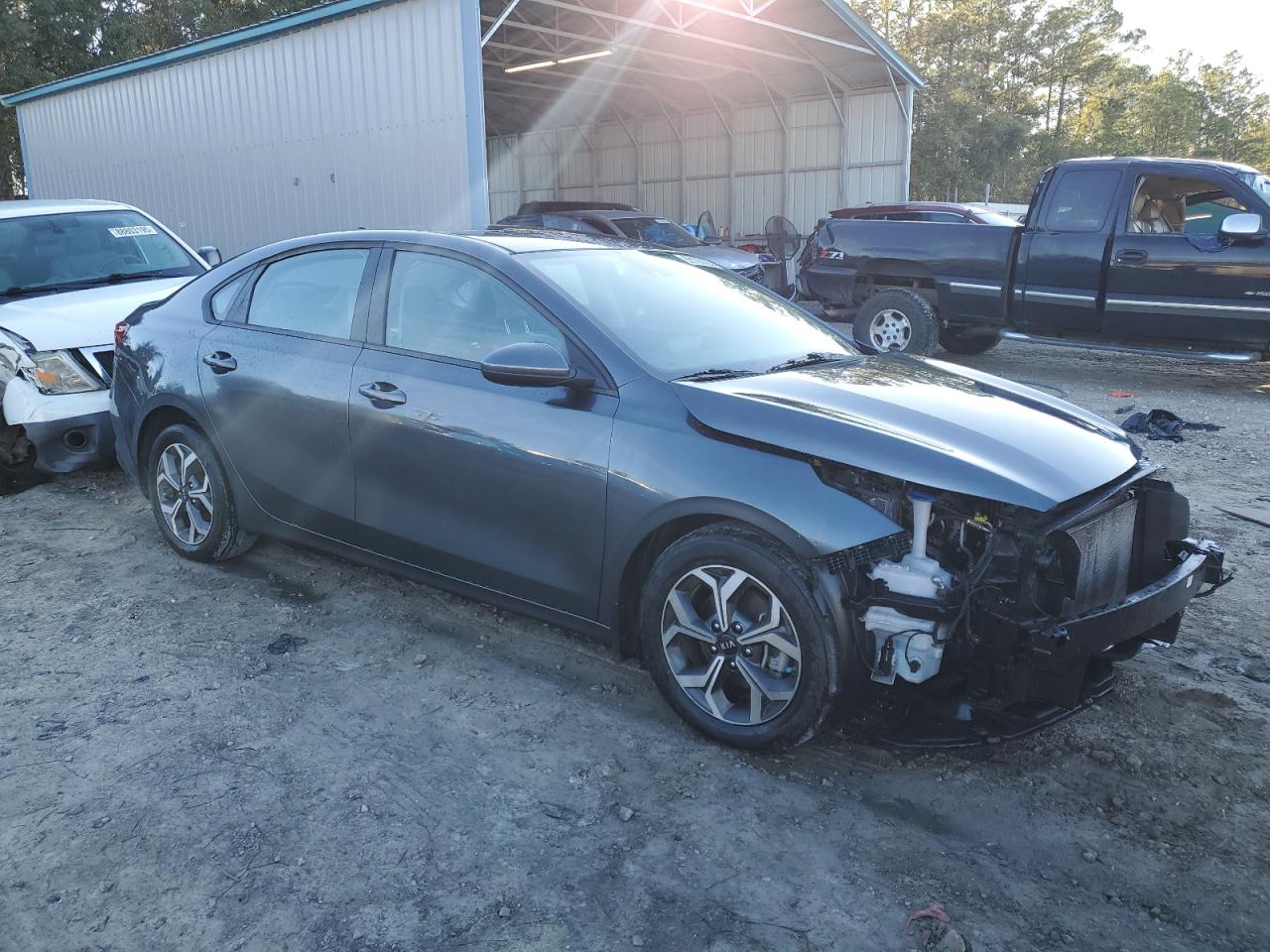2021 Kia Forte - Image 4