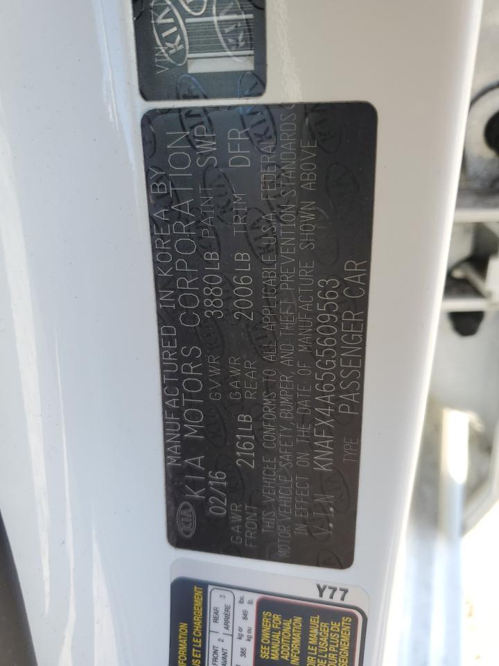 2016 Kia Forte - Image 15