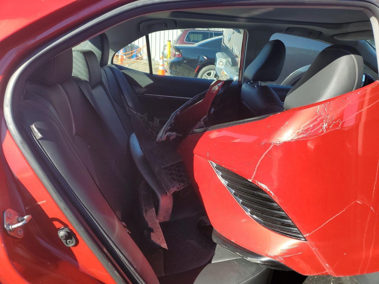 2019 Toyota Camry - Image 10