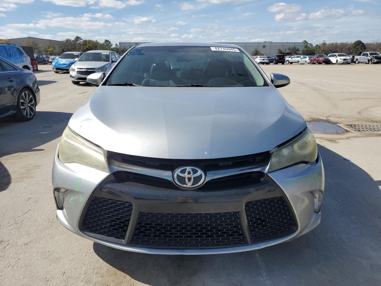 2015 Toyota Camry - Image 5
