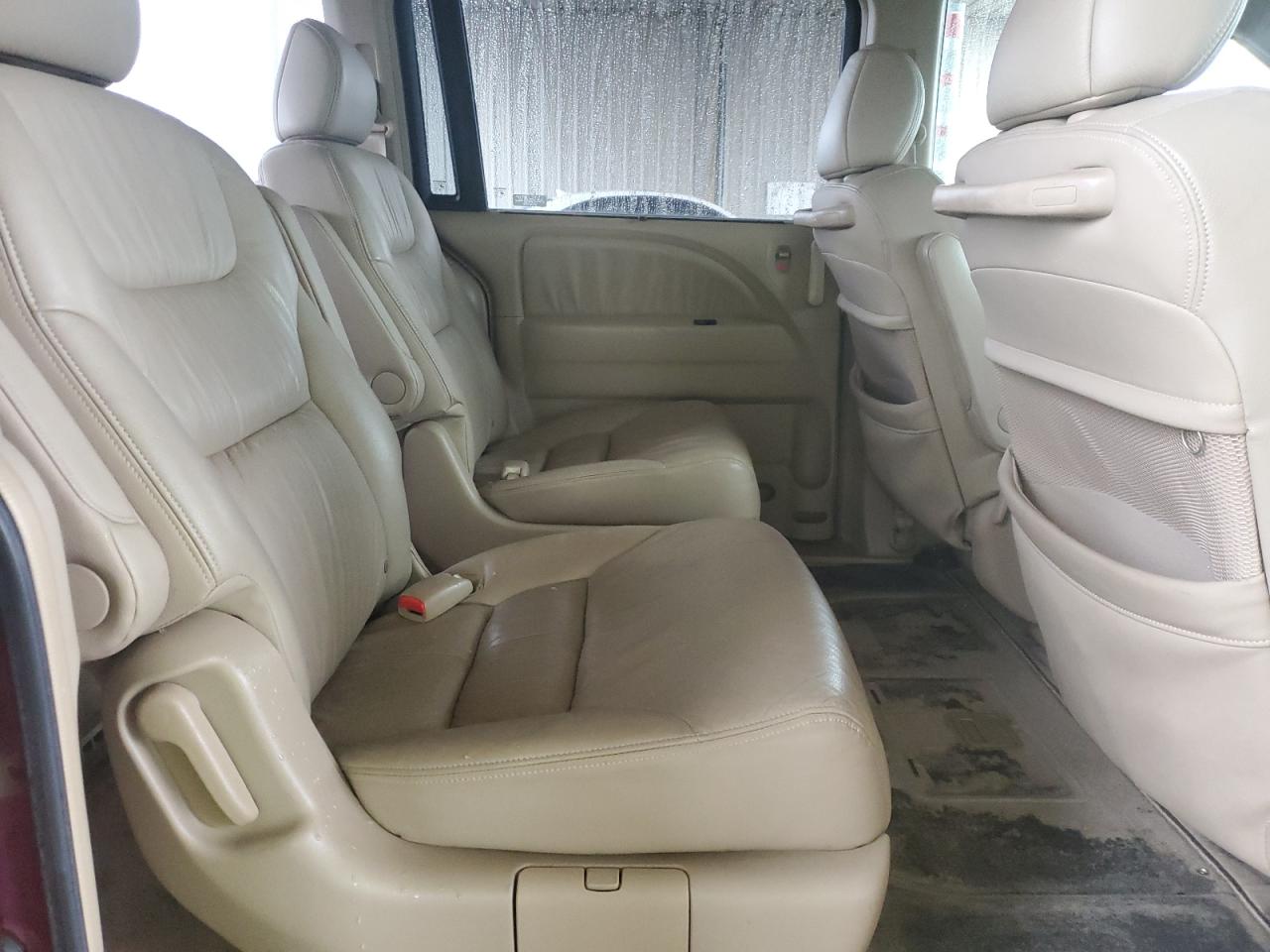 2005 Honda Odyssey - Image 11