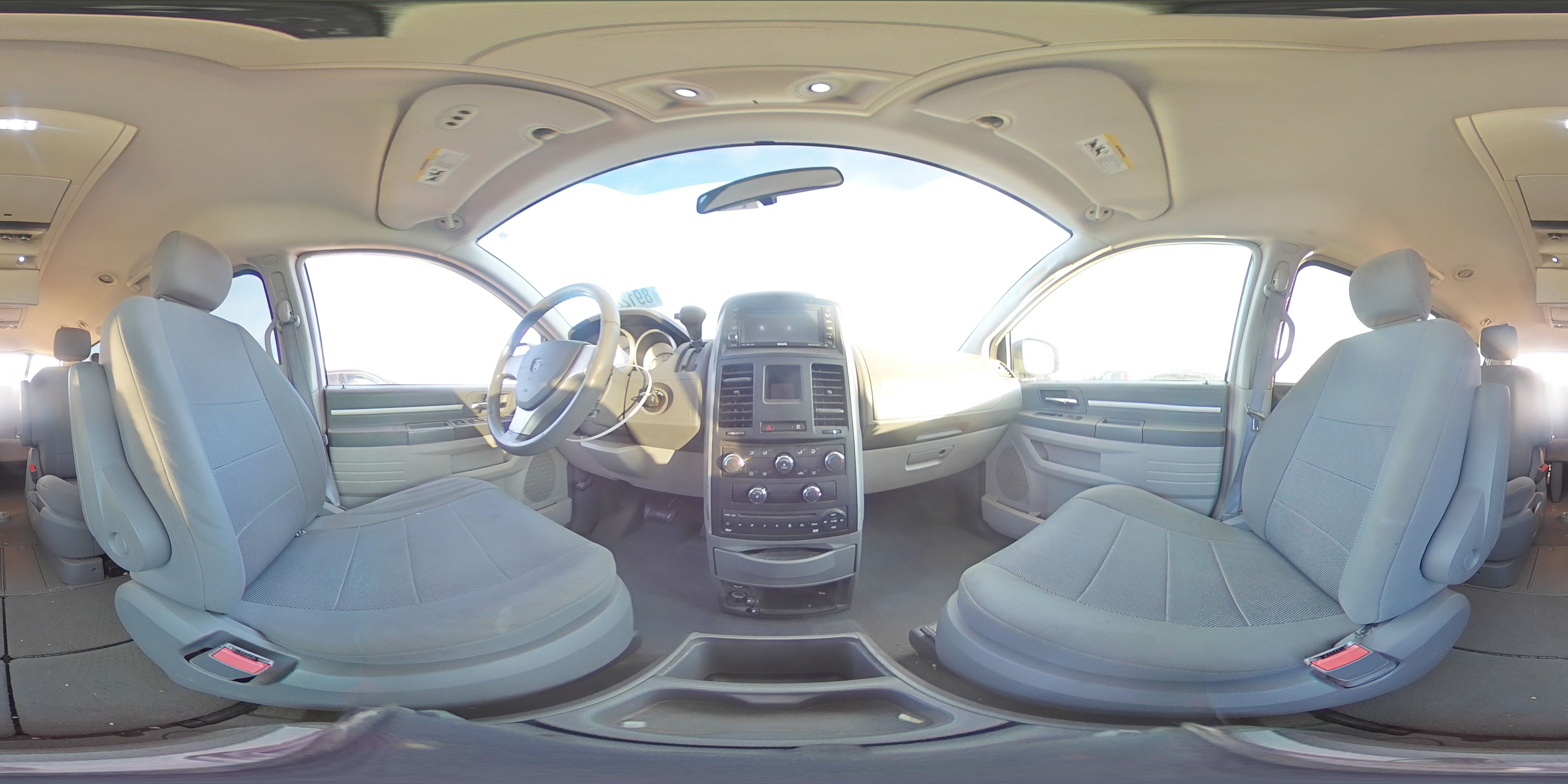 2008 Dodge Caravan - Image 13