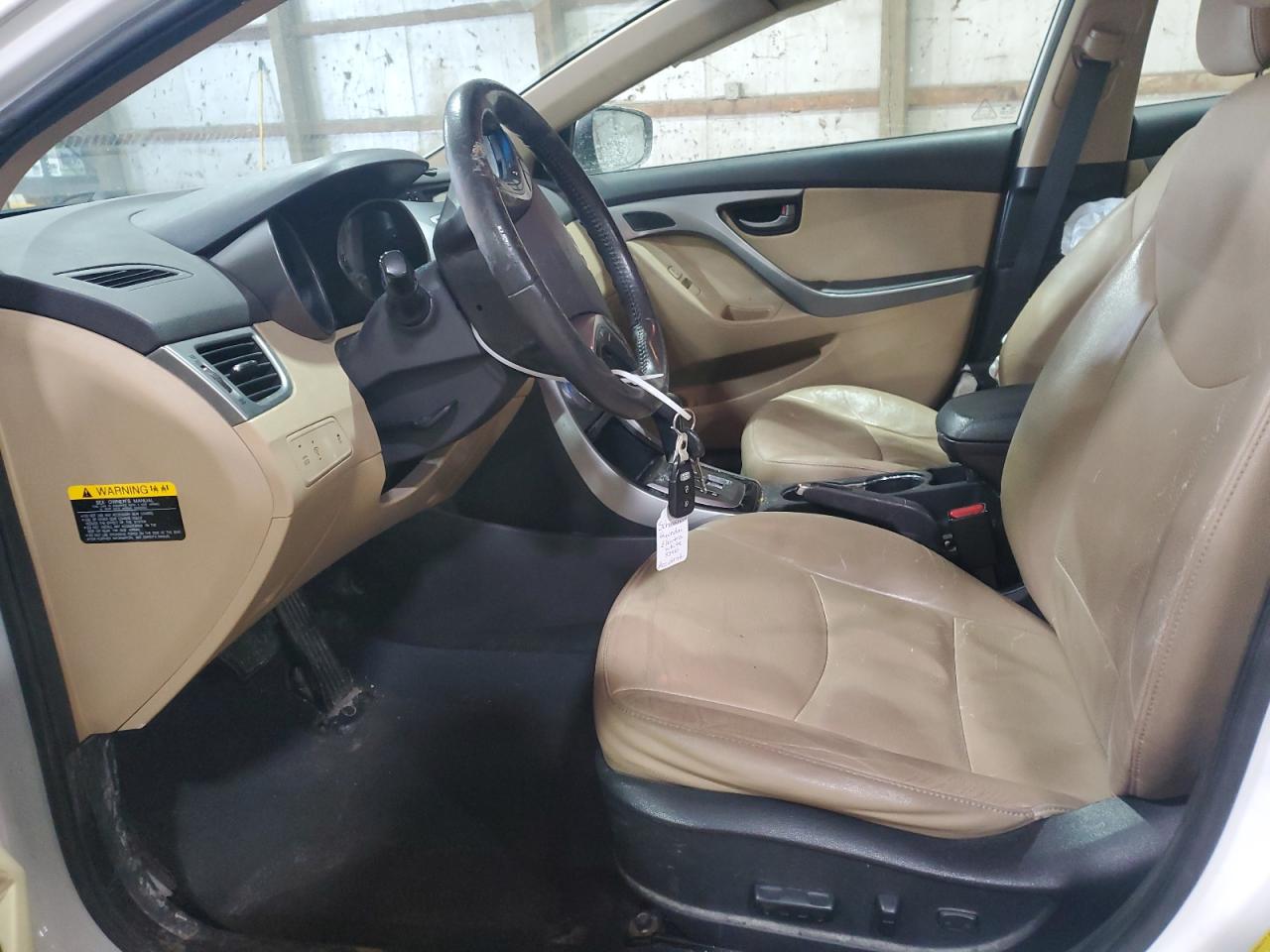 2013 Hyundai Elantra - Image 7
