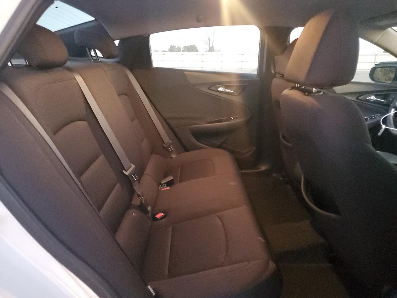 2019 Chevrolet Malibu - Image 10
