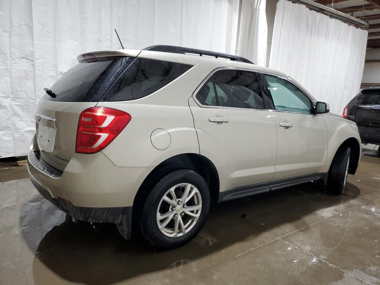 2016 Chevrolet Equinox - Image 3