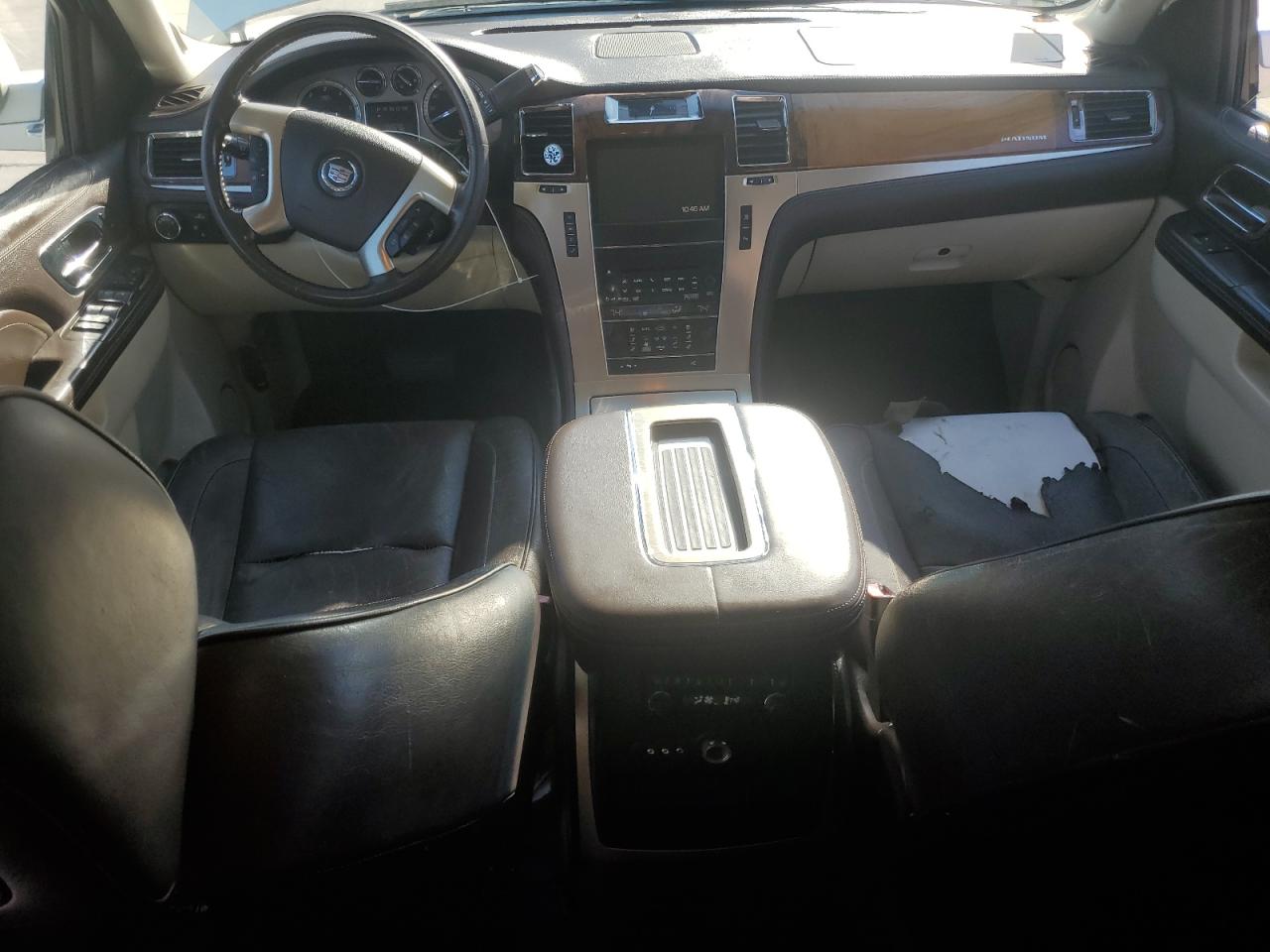 2011 Cadillac Escalade - Image 8
