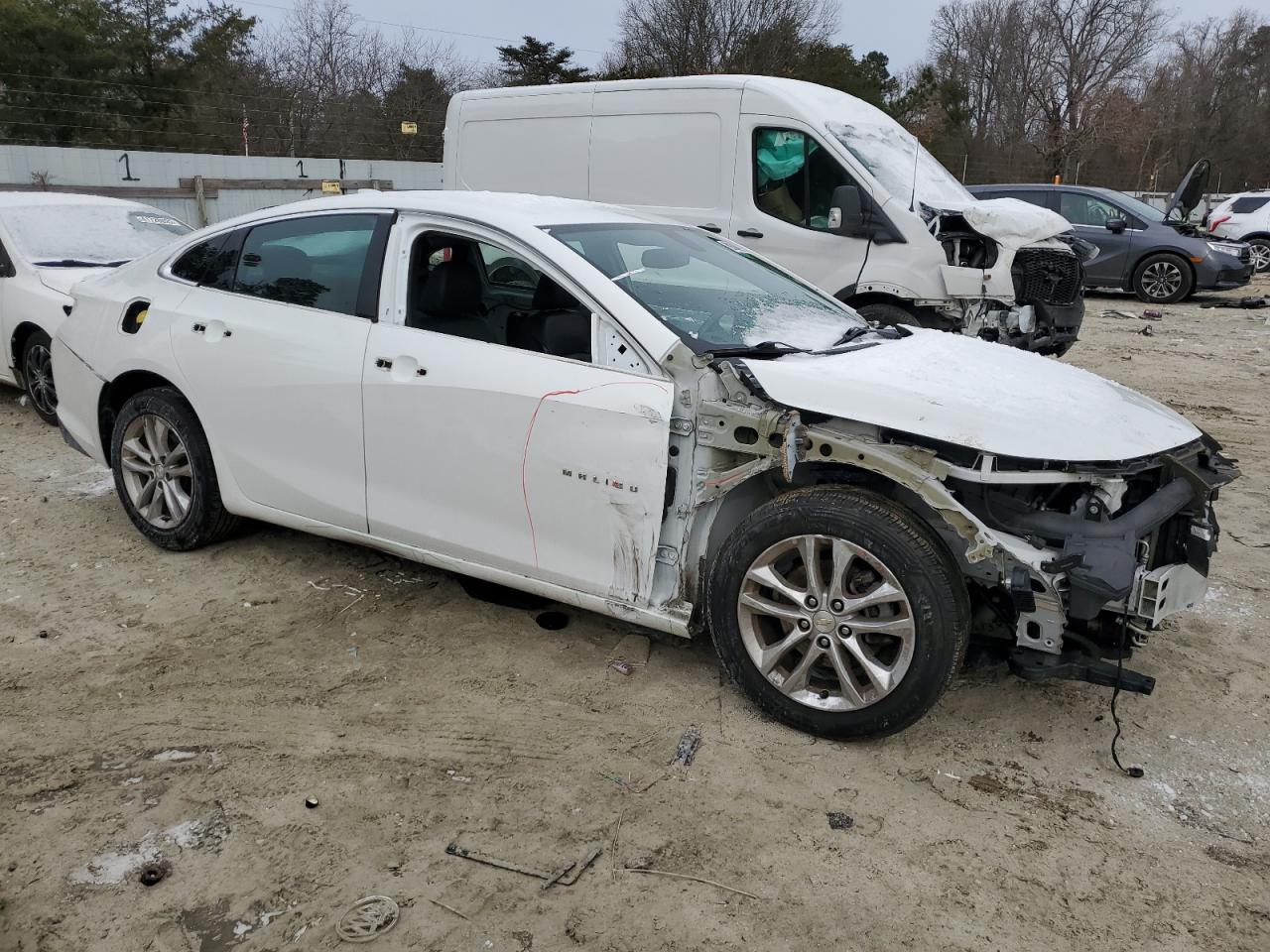 2017 Chevrolet Malibu - Image 4