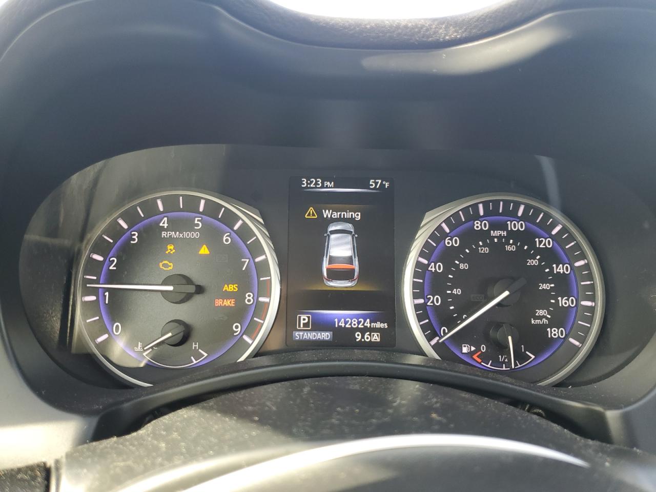 2015 Infiniti Q50 - Image 9
