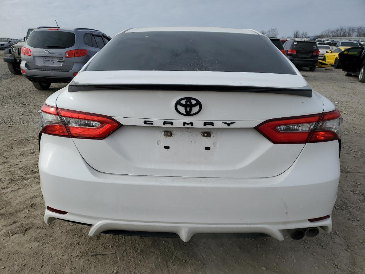 2018 Toyota Camry - Image 6