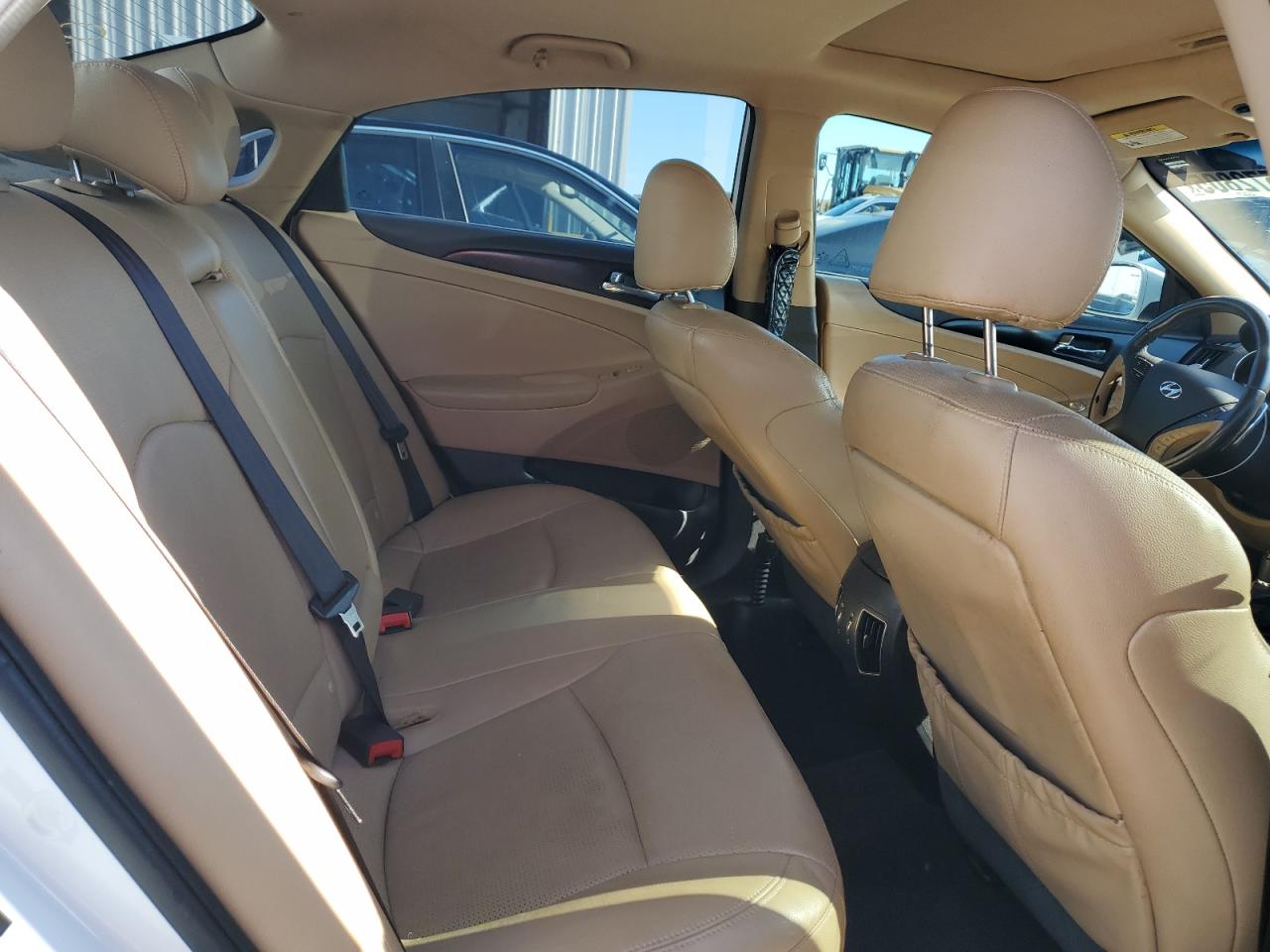 2014 Hyundai Sonata - Image 10