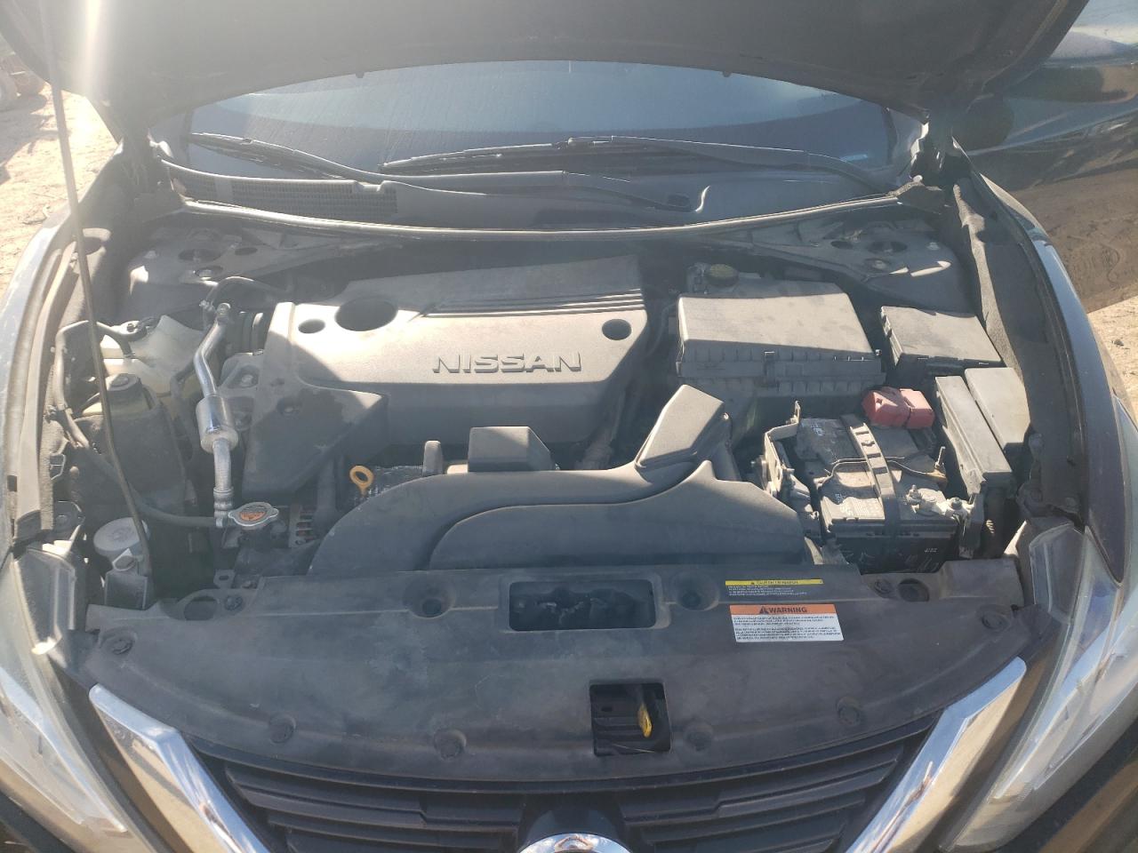 2018 Nissan Altima - Image 11