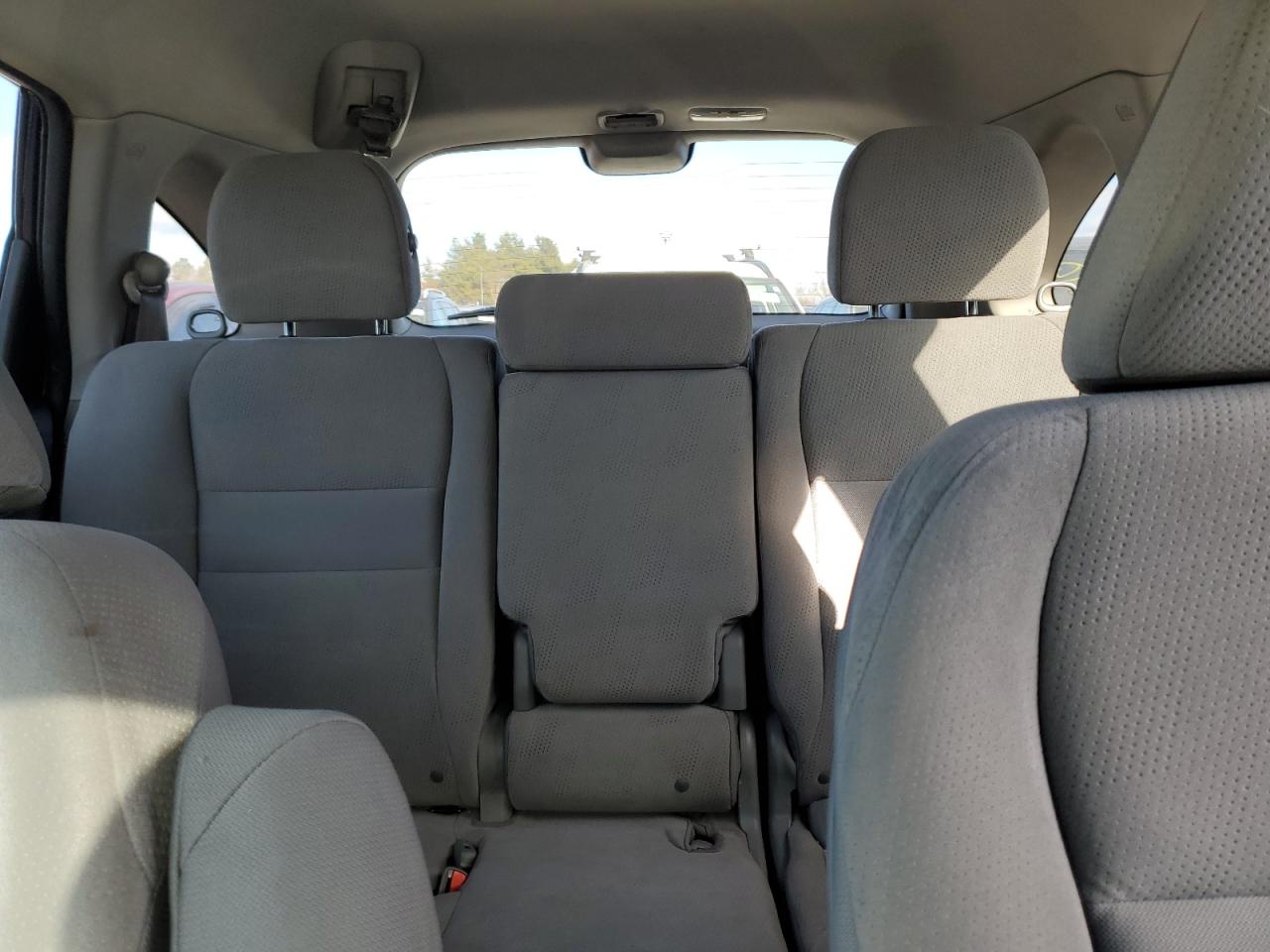 2010 Honda CR-V - Image 10