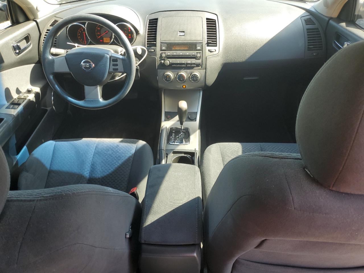 2005 Nissan Altima - Image 8