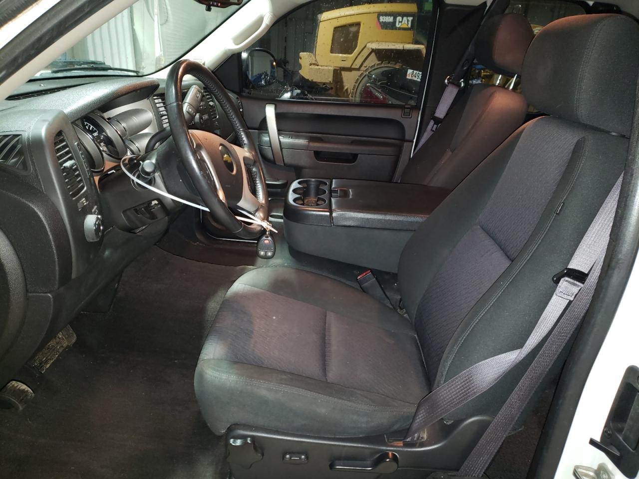 2013 Chevrolet Silverado - Image 7