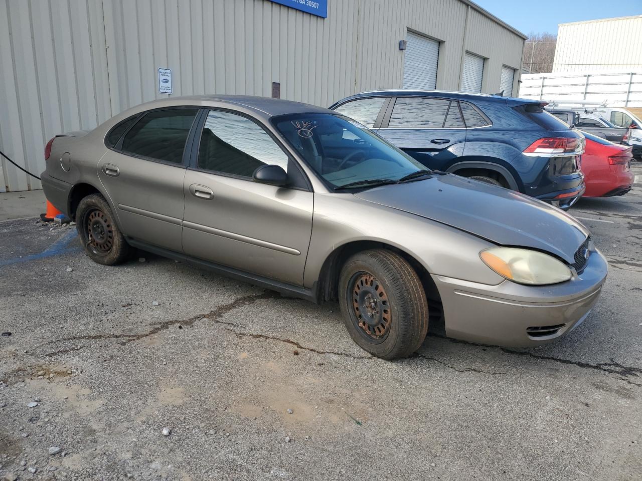 2007 Ford Taurus - Image 4