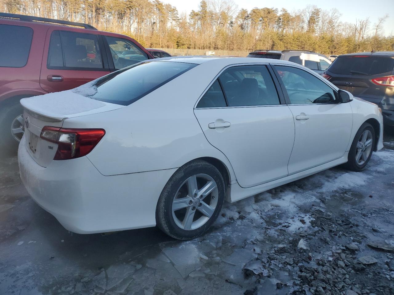 2014 Toyota Camry - Image 3