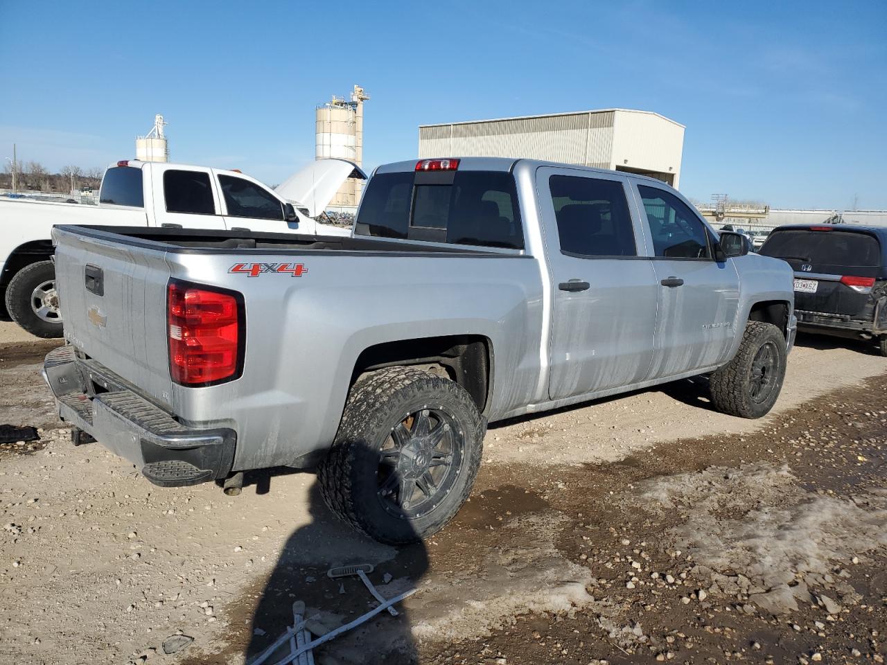 2014 Chevrolet Silverado - Image 3