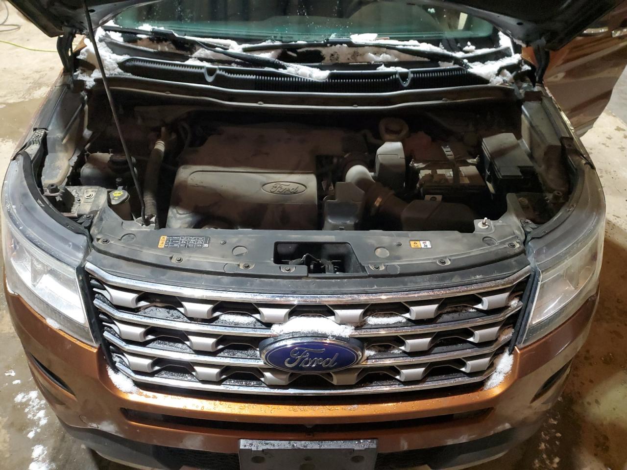 2017 Ford Explorer - Image 12