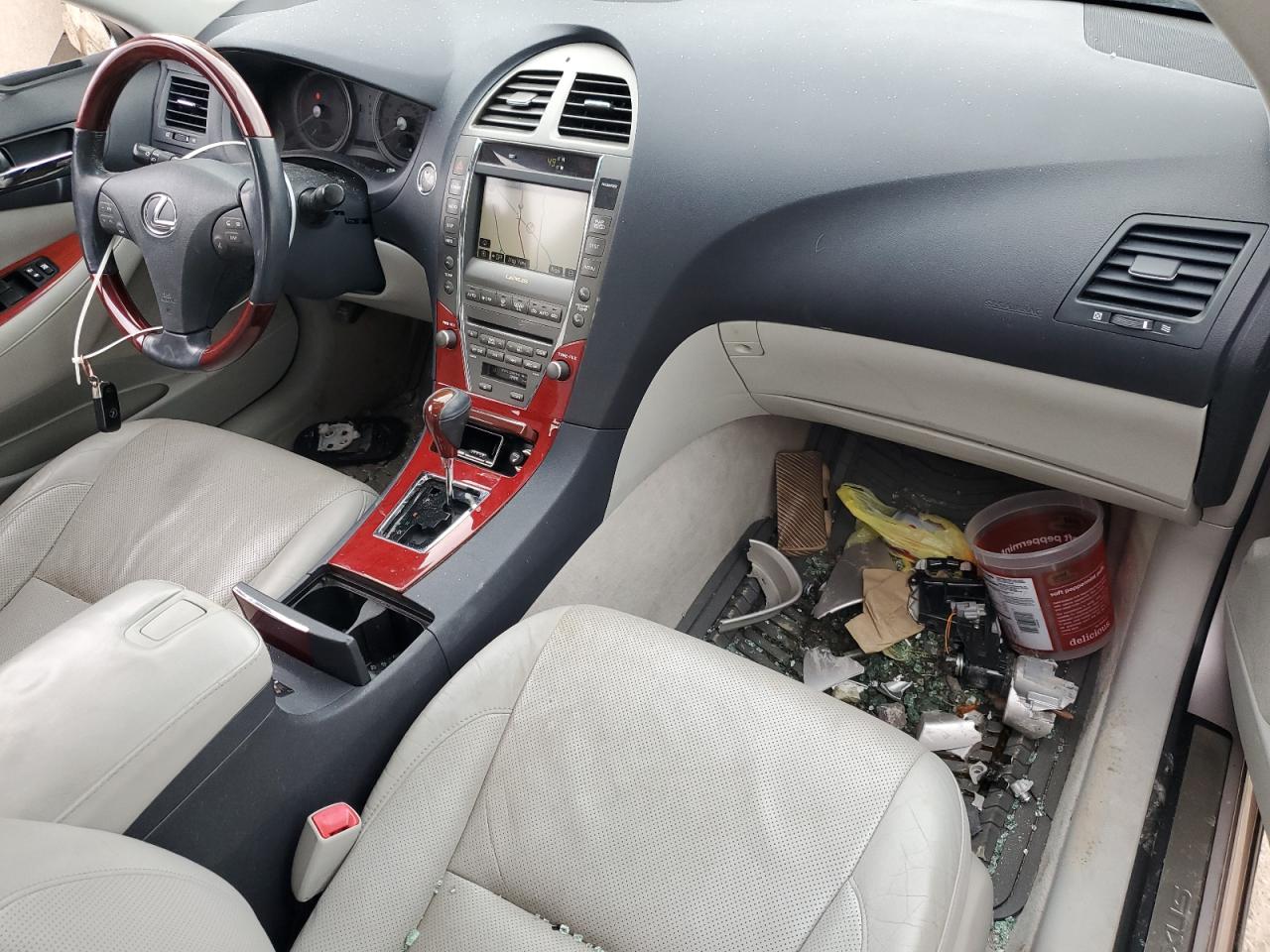 2009 Lexus ES - Image 8